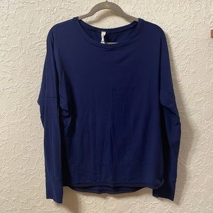 Lululemon top